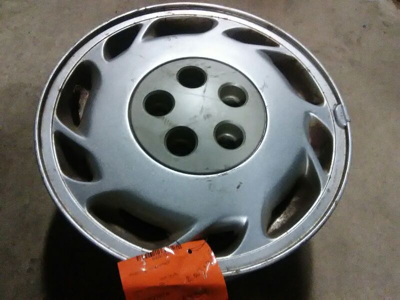1995 Ford Taurus Wheel