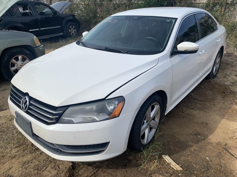 2014 VOLKSWAGEN Passat