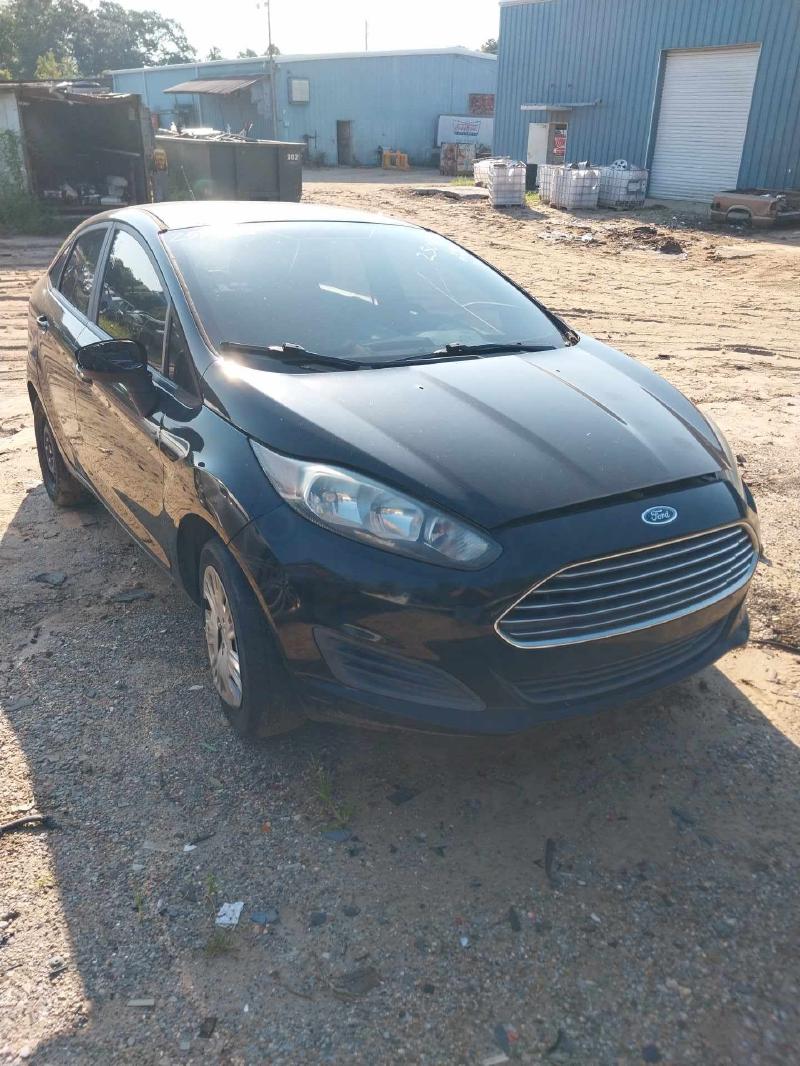 2016 FORD Fiesta