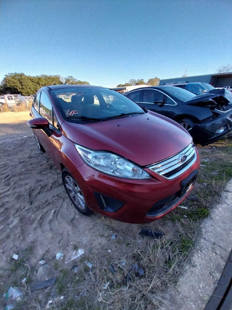 2013 FORD Fiesta