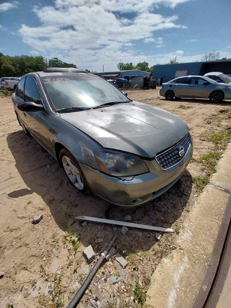 2005 NISSAN Altima