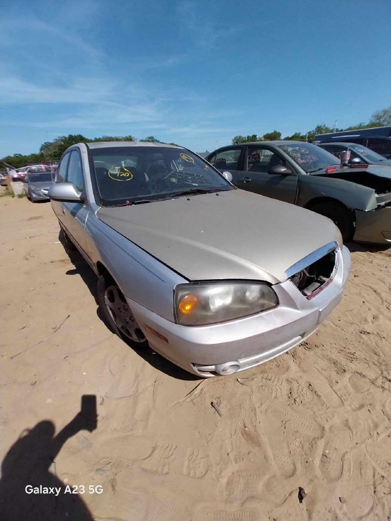 2005 HYUNDAI Elantra