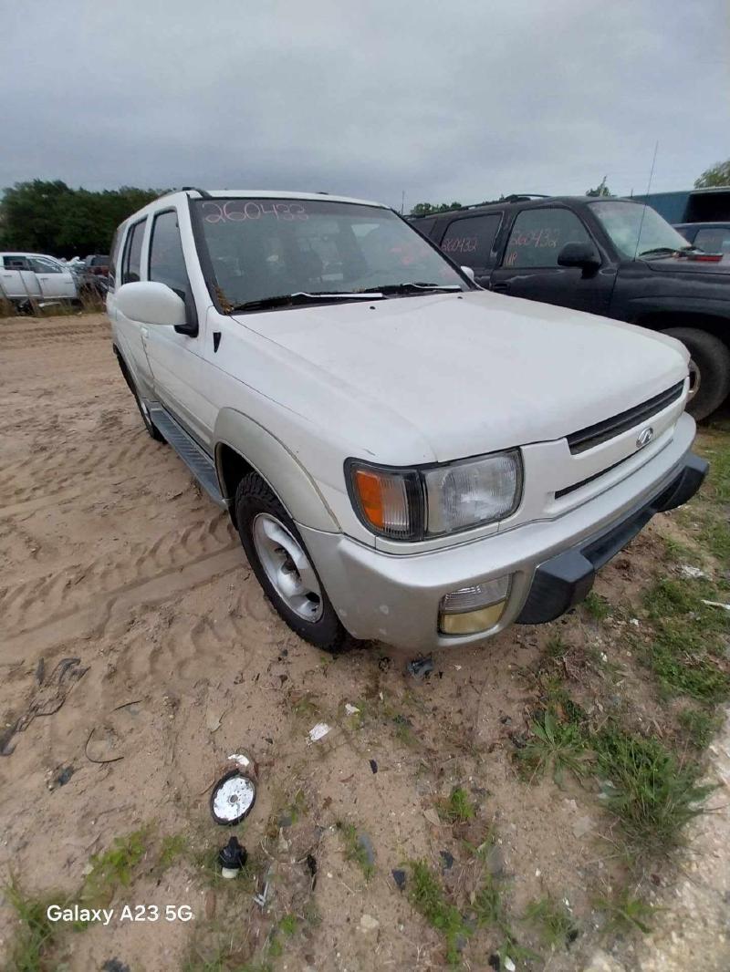 1998 INFINITI Qx4
