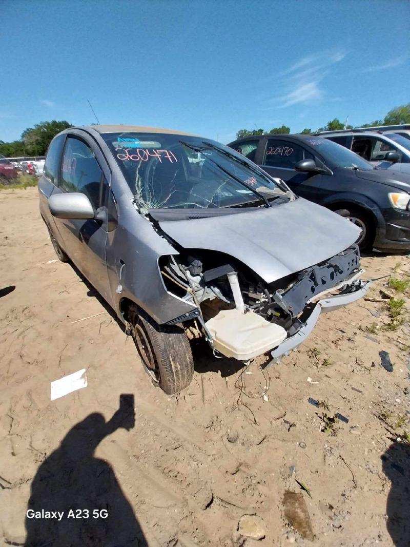 2009 TOYOTA Yaris