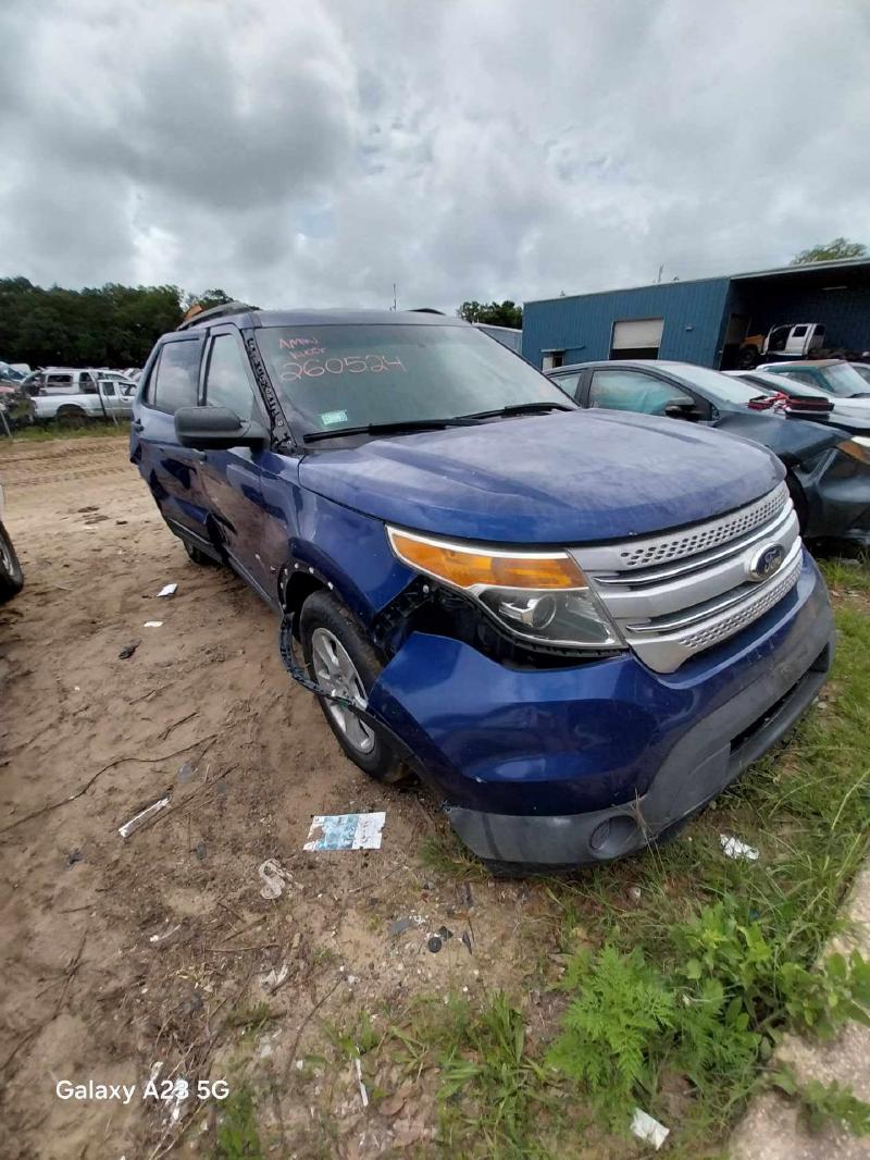 2013 FORD Explorer