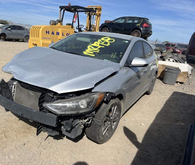 2018 HYUNDAI Elantra