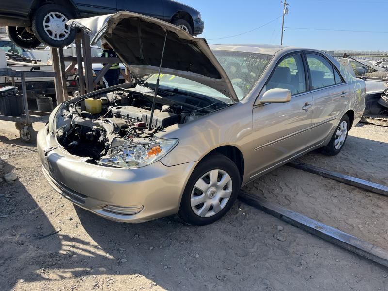 2003 TOYOTA Camry