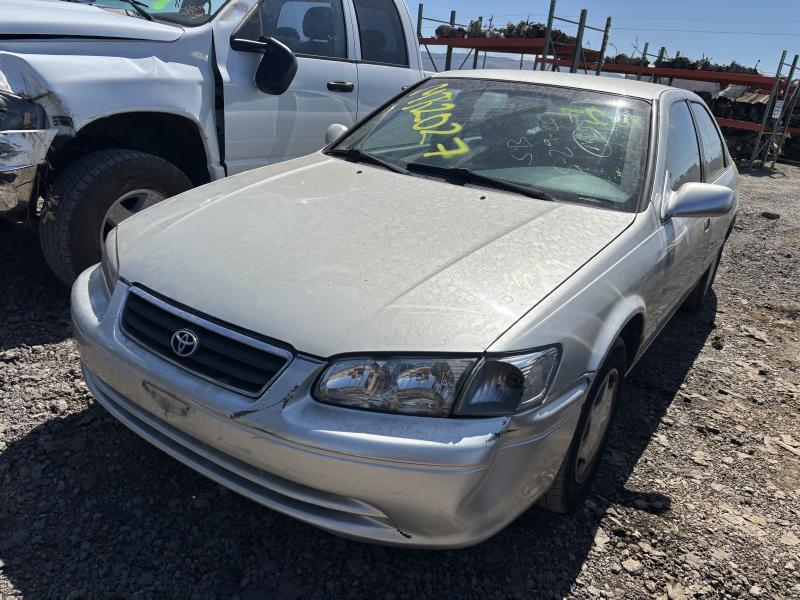 2000 TOYOTA Camry