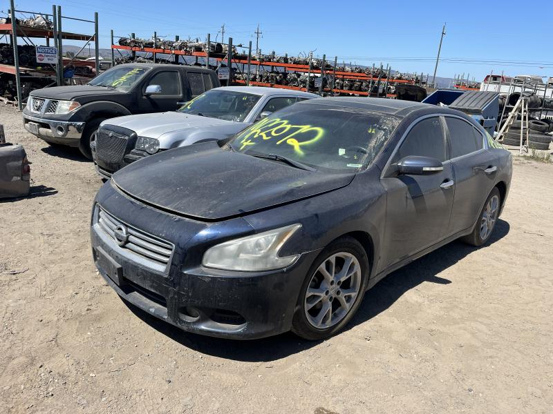 2012 NISSAN Maxima