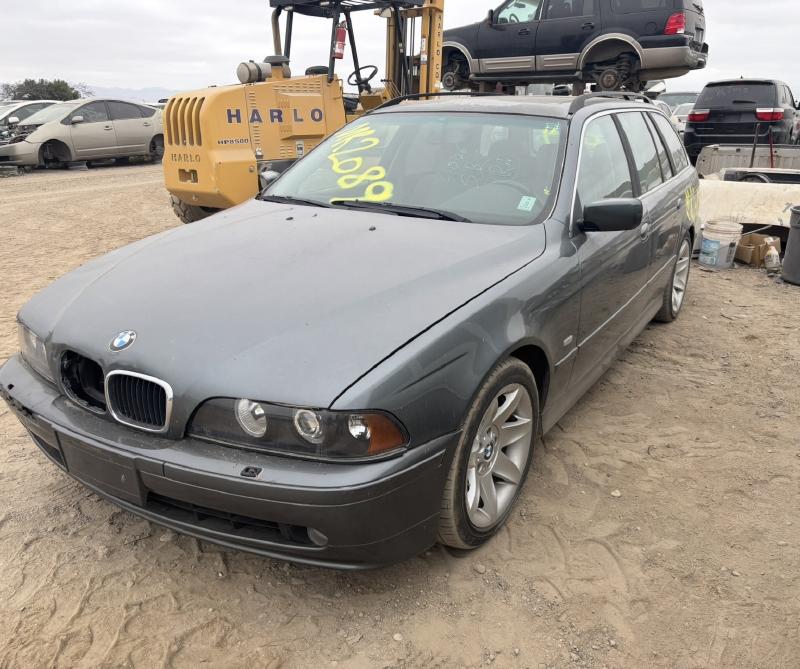 2002 BMW 525i