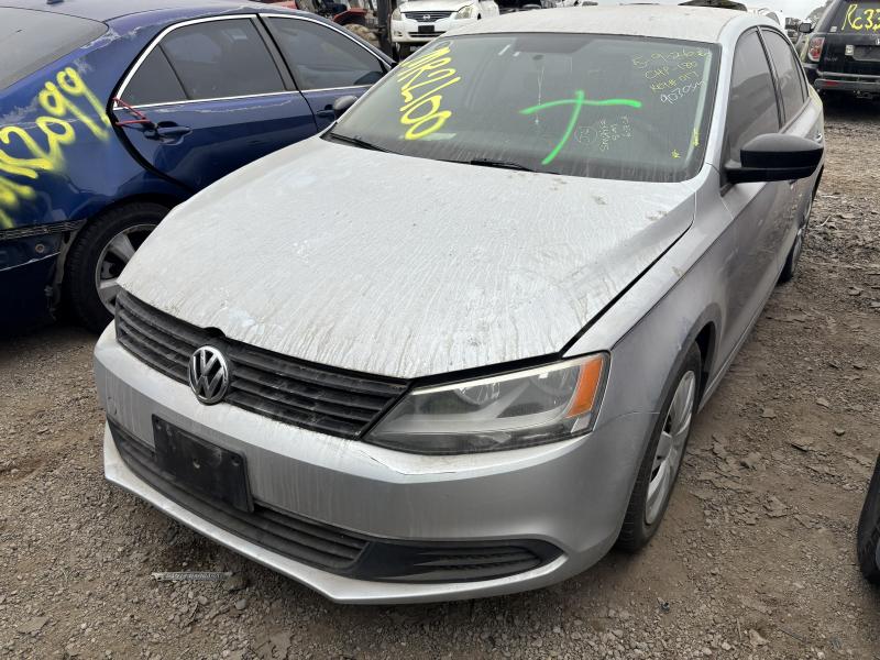 2012 VOLKSWAGEN Jetta
