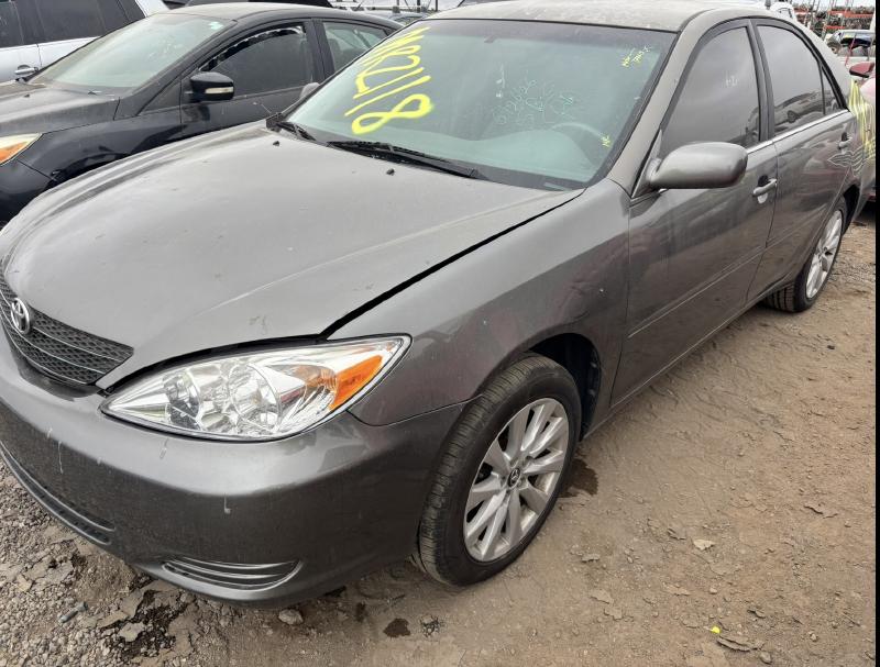 2003 TOYOTA Camry