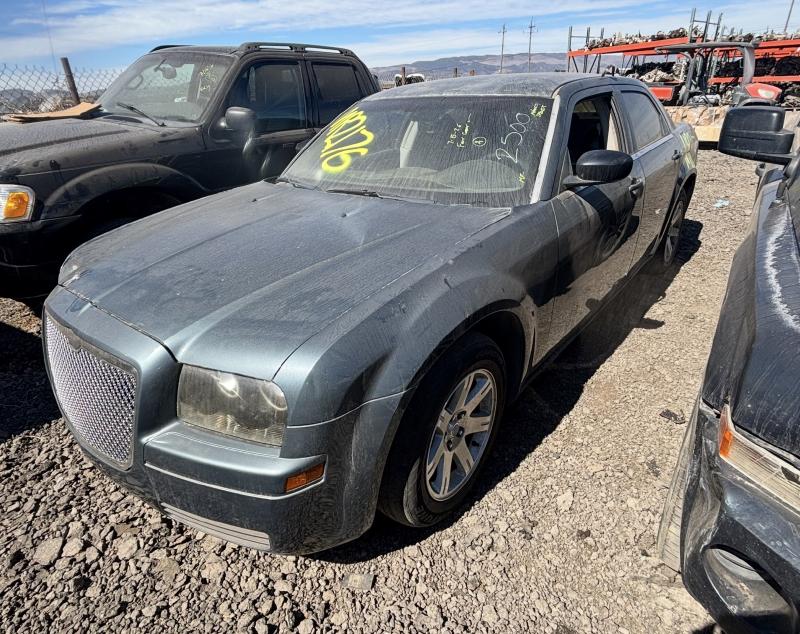 2006 CHRYSLER 300