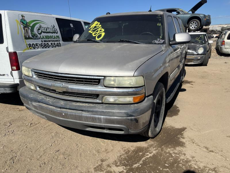 2004 CHEVROLET Tahoe