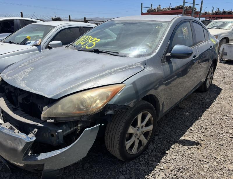2010 MAZDA Mazda3