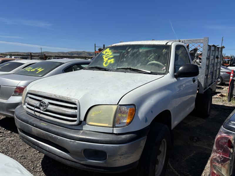 2002 TOYOTA Tundra
