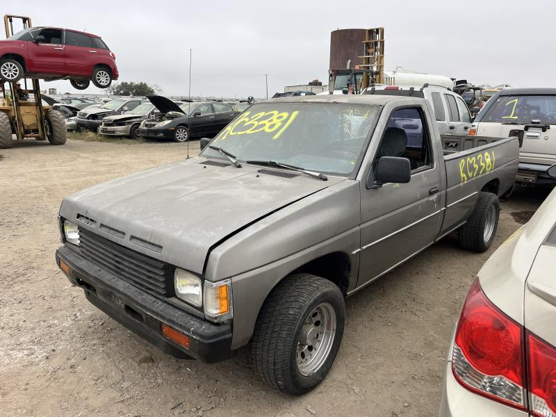 1986 NISSAN Pickup