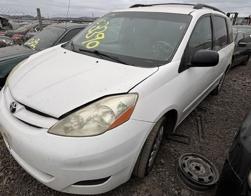 2009 TOYOTA Sienna
