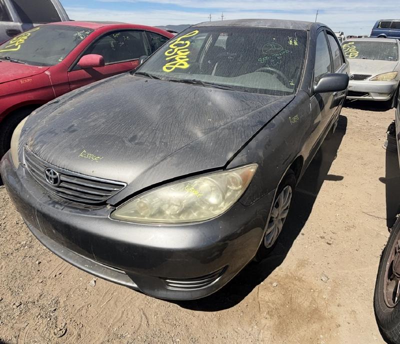 2005 TOYOTA Camry