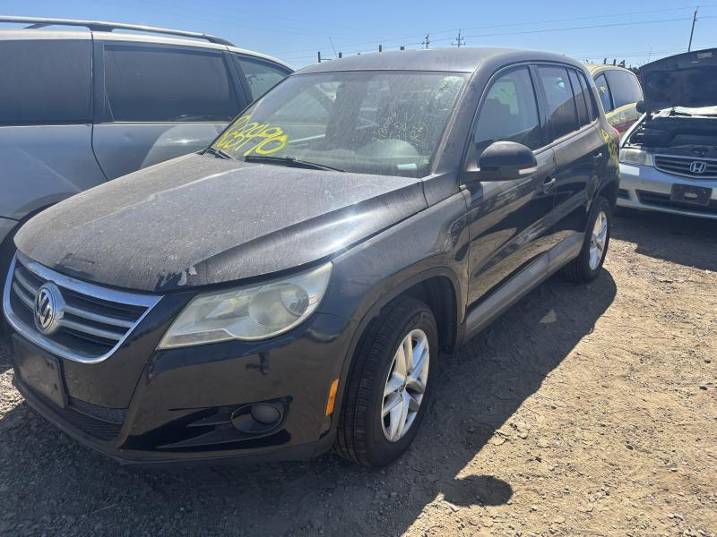 2011 VOLKSWAGEN Tiguan