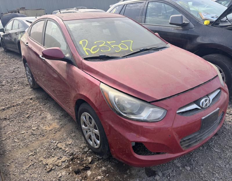 2012 HYUNDAI Accent