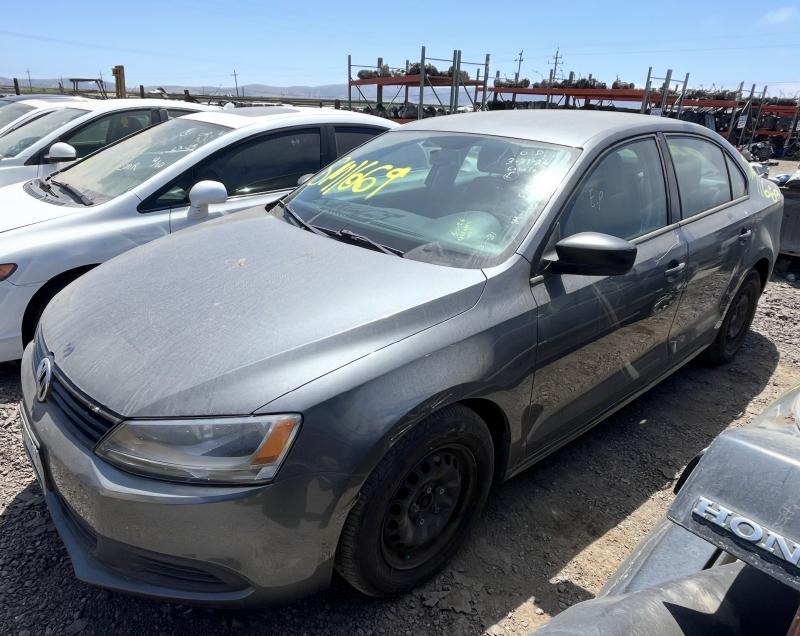 2014 VOLKSWAGEN Jetta