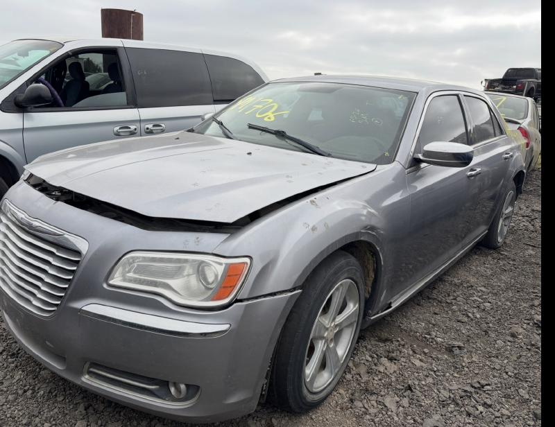 2011 CHRYSLER 300