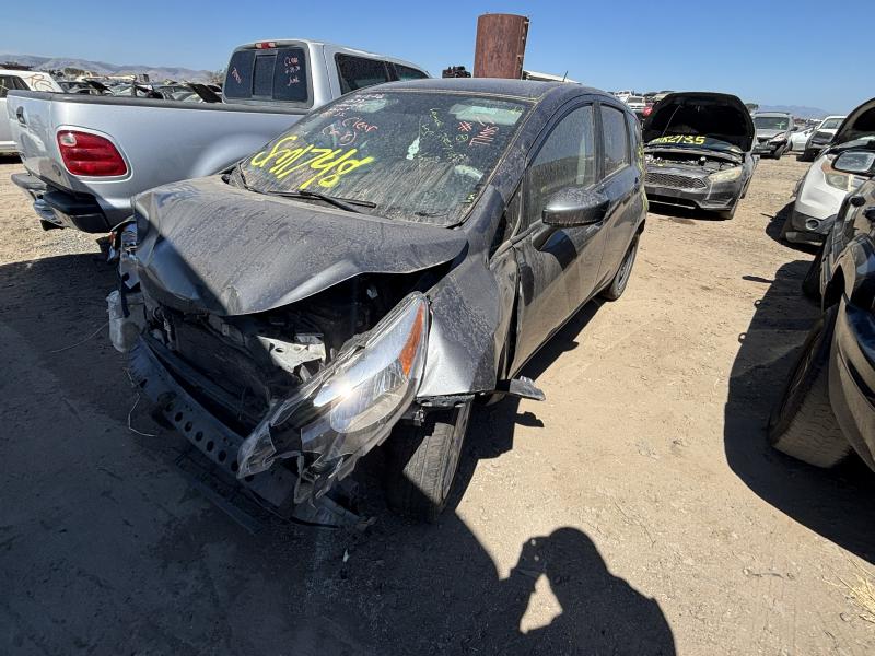 2016 NISSAN Versa Note