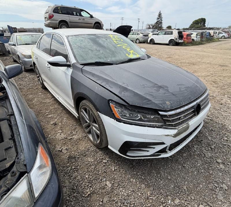 2016 VOLKSWAGEN Passat